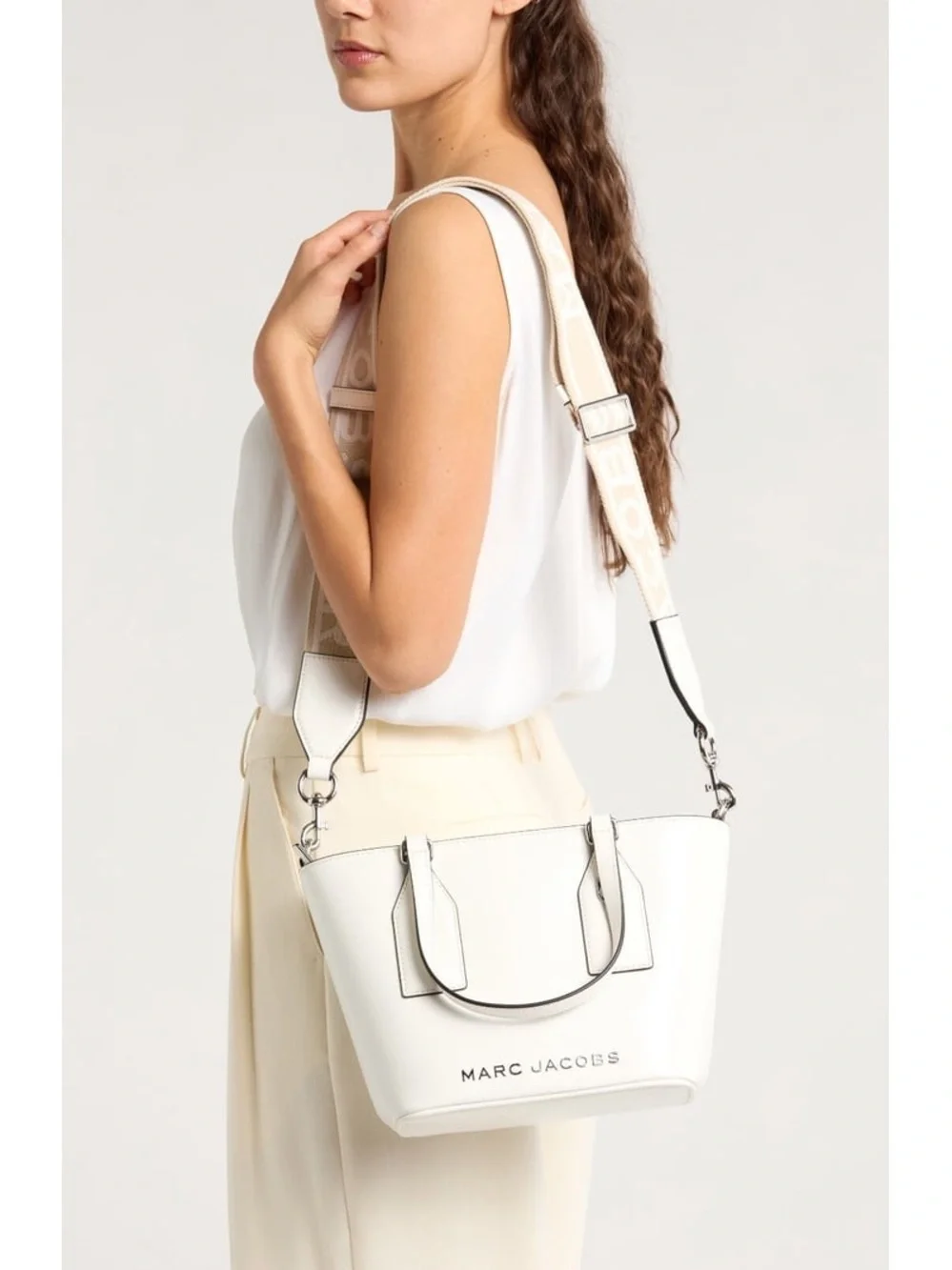 Marc Jacobs Cream Leather Top-Handle Tote with Logo
